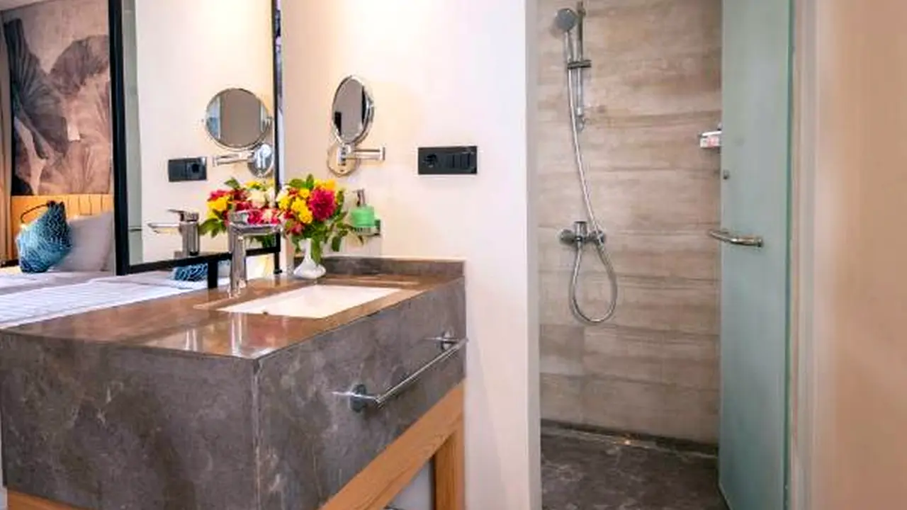 الفندق ثري كورنرز ريحانة - الجونة